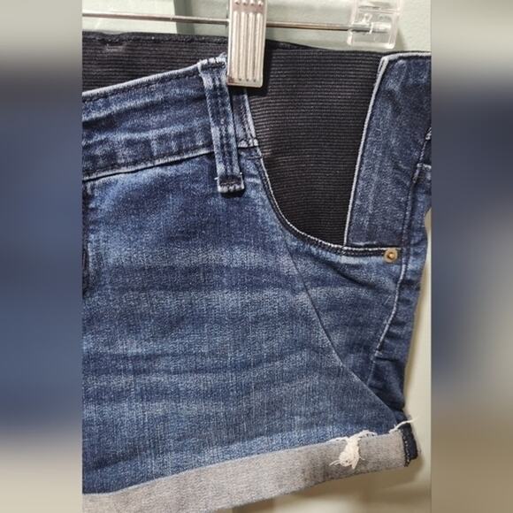 *5‎ for $25* Isabel Maternity Midi Blue Jean Shorts Size 6 - Picture 3 of 6